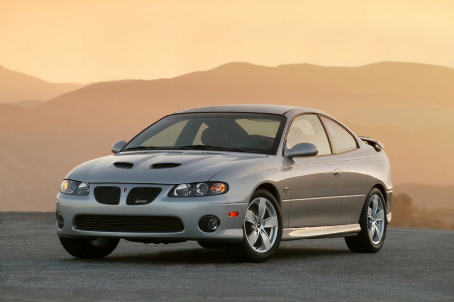  Pontiac GTO 2004 года  (фото 6 из 45)